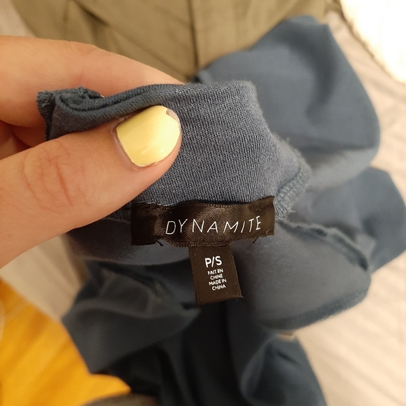 Dynamite Neck Top - Picture 2 of 2